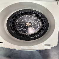 Eppendorf 5415 D Centrifuge image 3